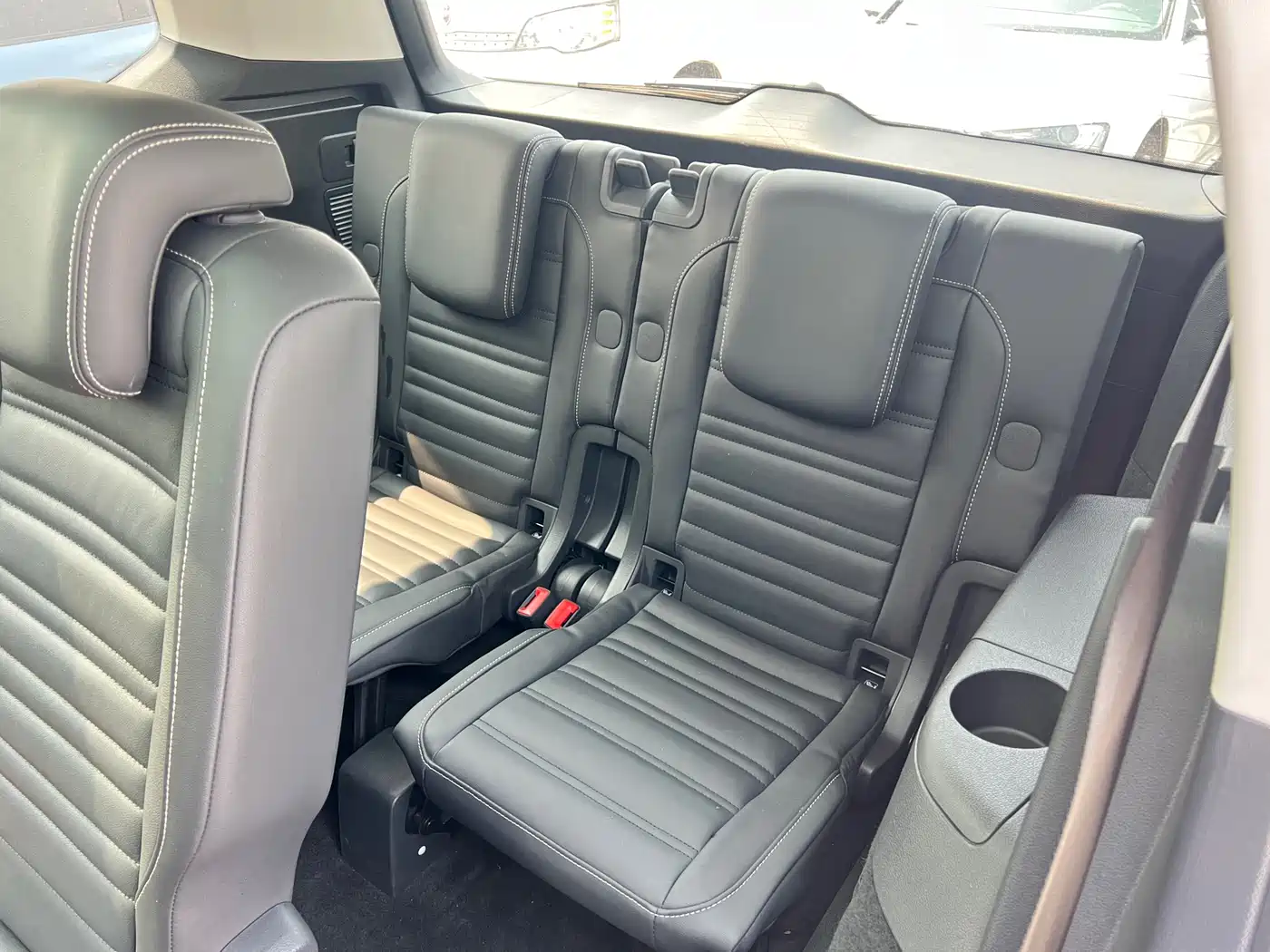 Volkswagen Touran 2016 Touran L 280TSI DSG Luxury фото 17