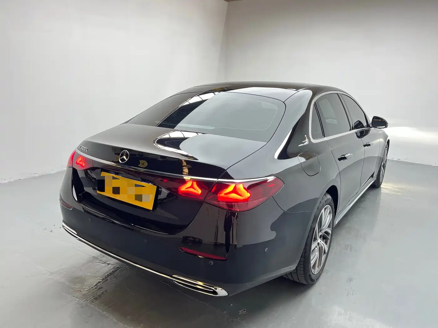 Mercedes-Benz E-Class 2024 Facelift E 300 L Fashion фото 8