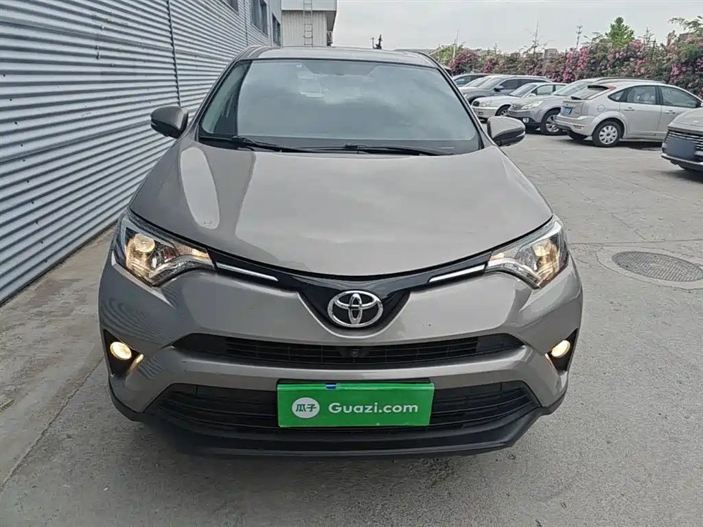 Toyota RAV4 Rongfang 2019 2.0L CVT 2WD Comfort Edition China VI фото 3