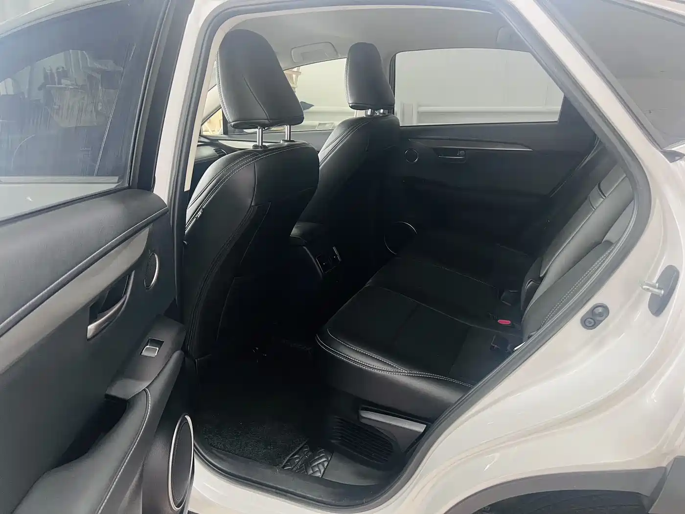 Lexus NX 2020 200 FWD Sharp Edition China VI фото 11