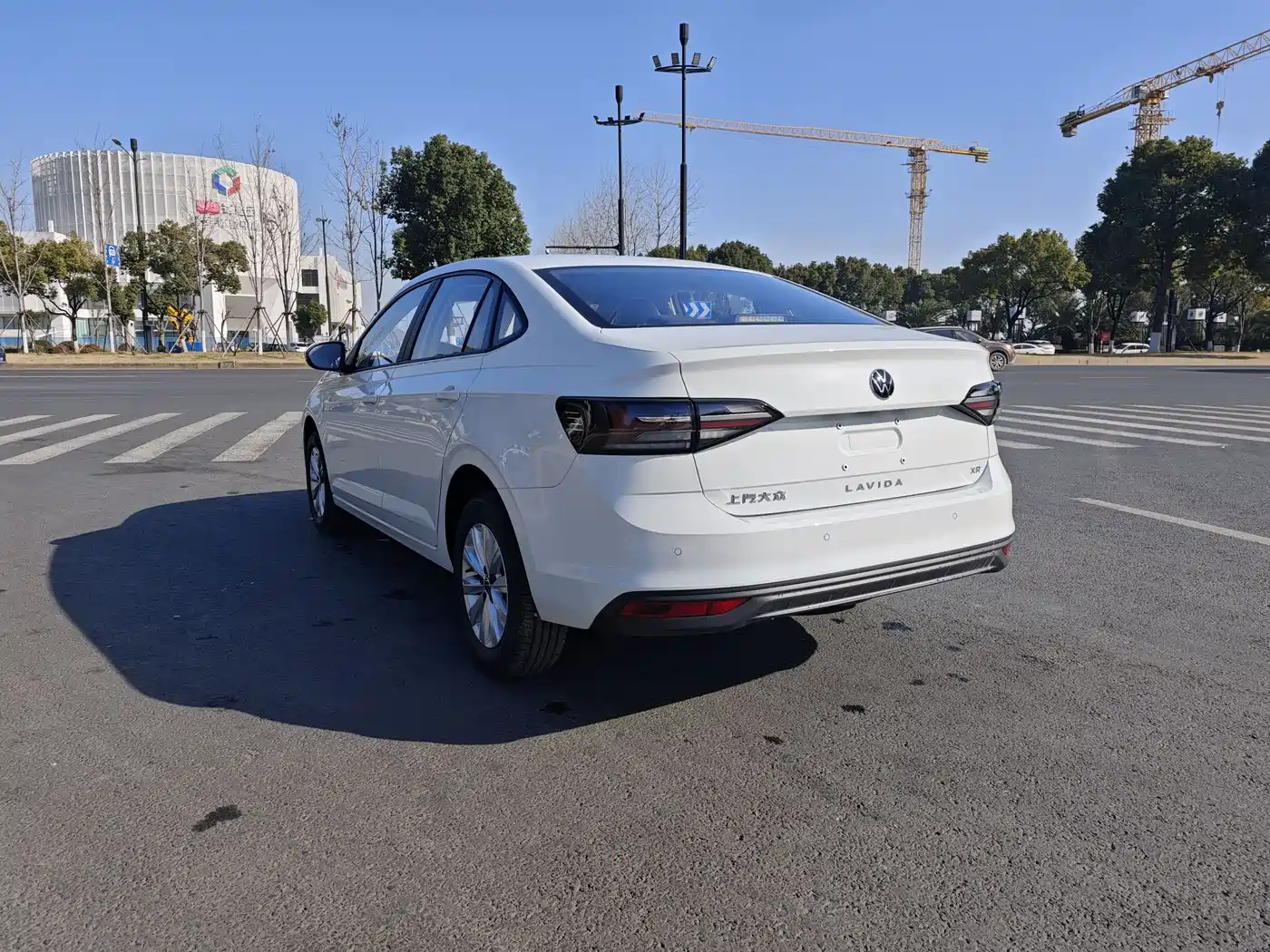 Volkswagen Lavida 2025 New Edge 1.5L Outstanding New Ease фото 9