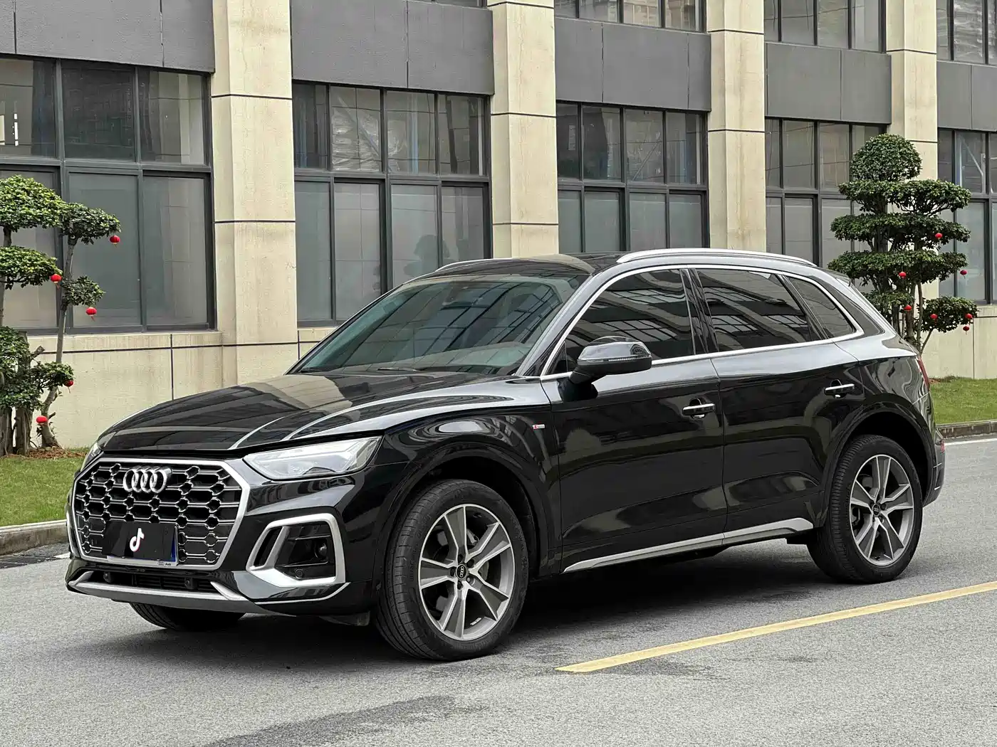 Audi Q5L 2021 45 TFSI Luxury Dynamic