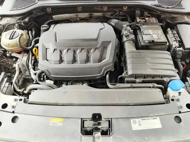 Volkswagen Passat 2024 330TSI Elite Edition — фото 3