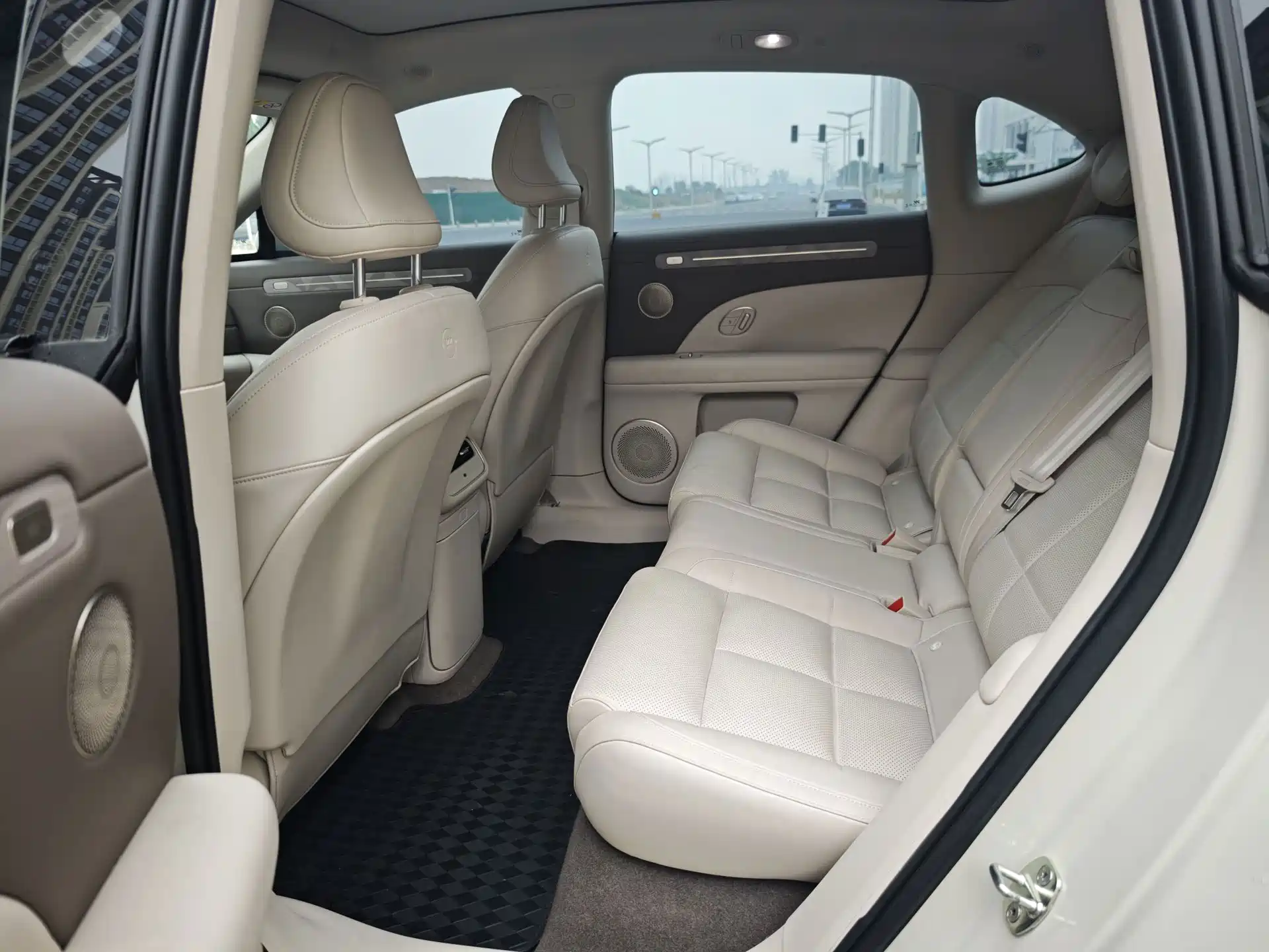 صورة 13 - IM Motors IM LS6