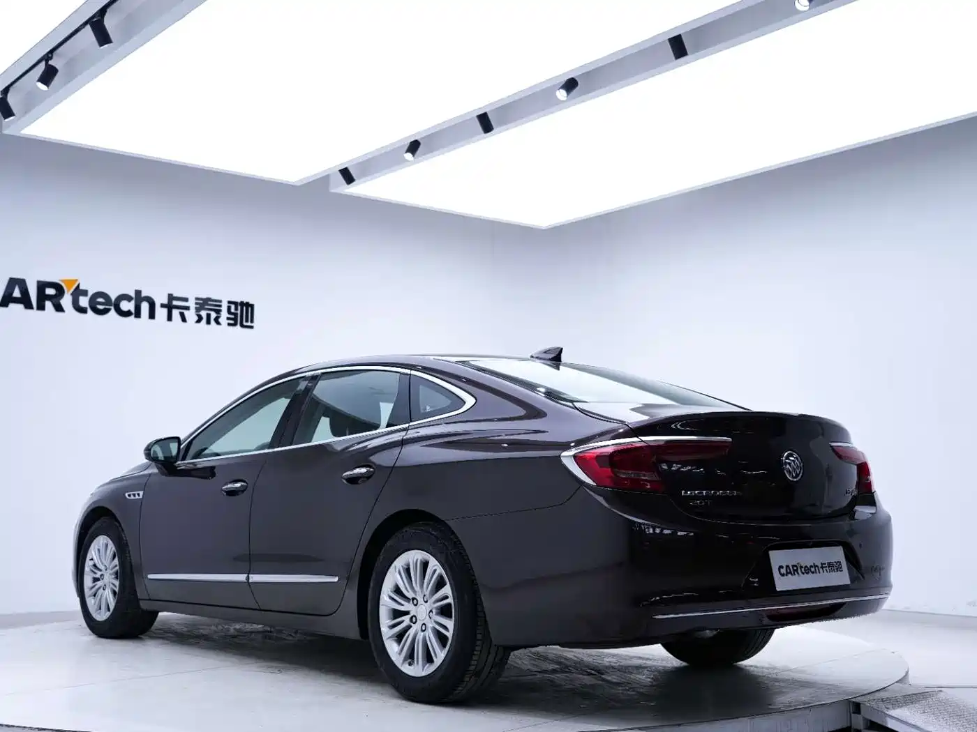 Buick LaCrosse 2018 Model 20T Elite Edition фото 13