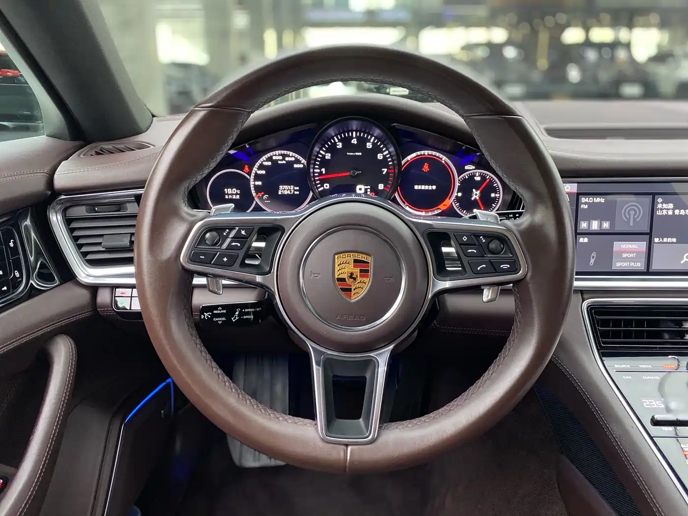 Porsche Panamera 2017 Panamera 4 Executive Long Wheelbase 3.0T фото 15