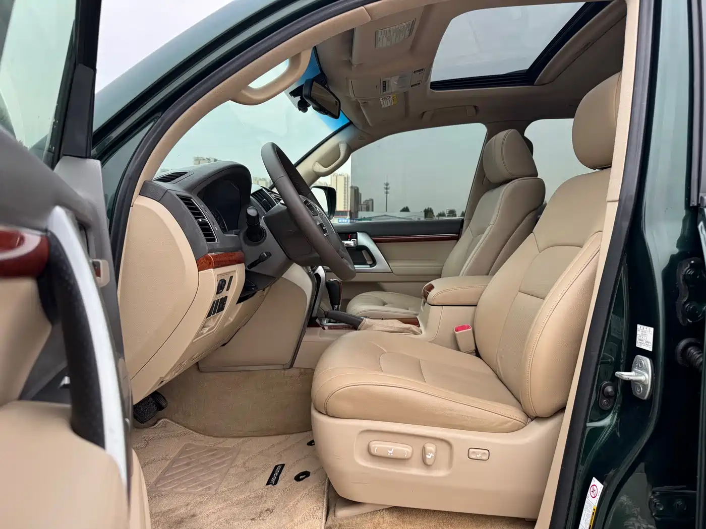 Toyota Land Cruiser 2012 4.0L Automatic VX фото 13