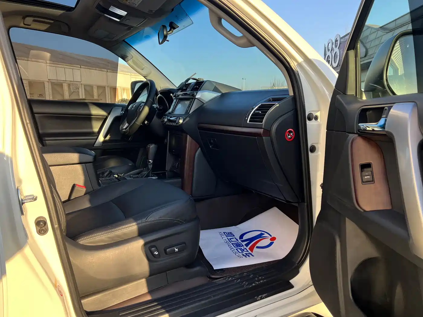 Toyota Prado 2016 3.5L Auto TX-L фото 6
