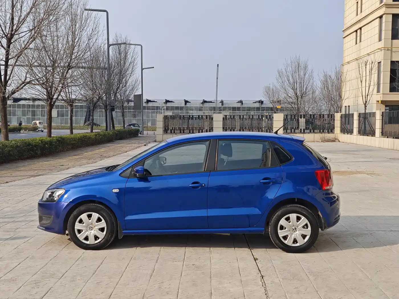 Volkswagen Polo 2013 1.4L Manual Trend Edition фото 4