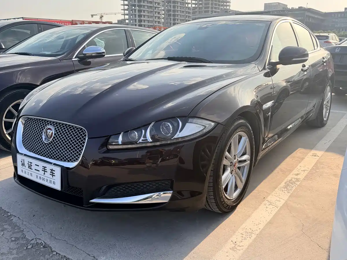 Jaguar XF 2014 2015 XF 2.0T Style Edition