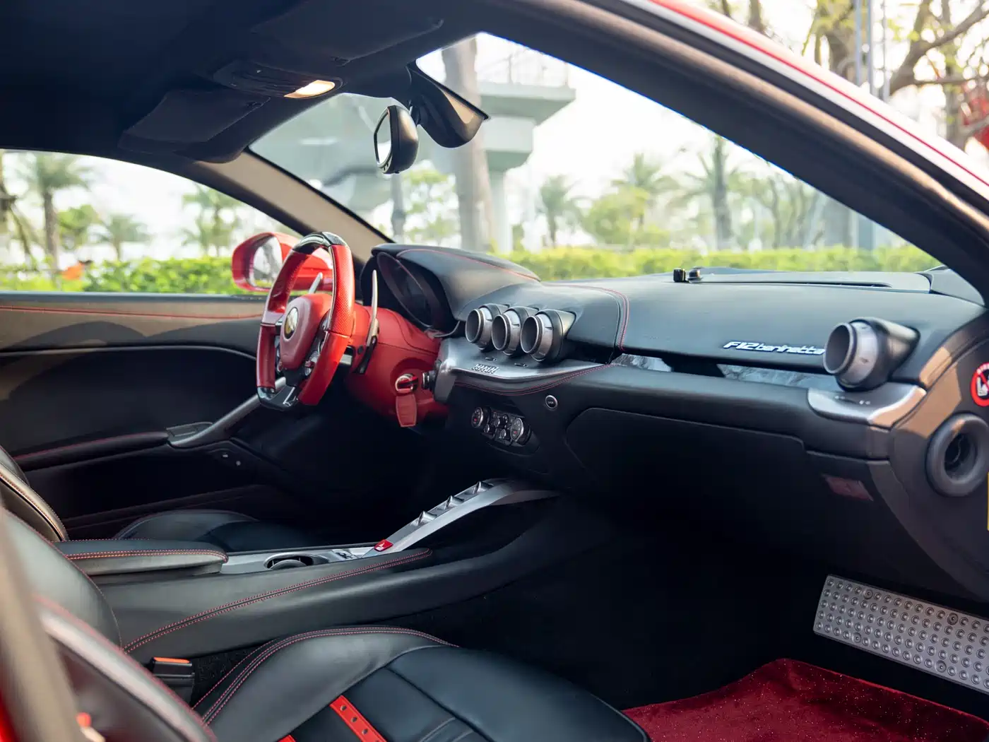 Ferrari F12berlinetta 2018 2013 6.3L Standard