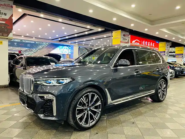 BMW X7 2020 xDrive40i Executive M Sport Package