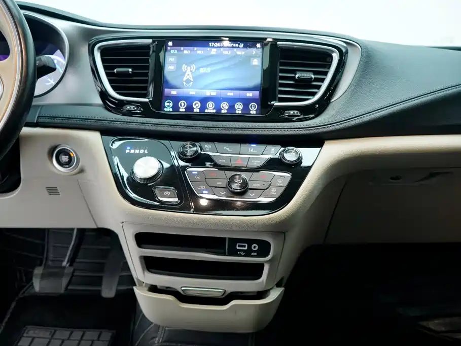Chrysler Pacifica PHEV 2020 2019 3.6L Plug-in Hybrid