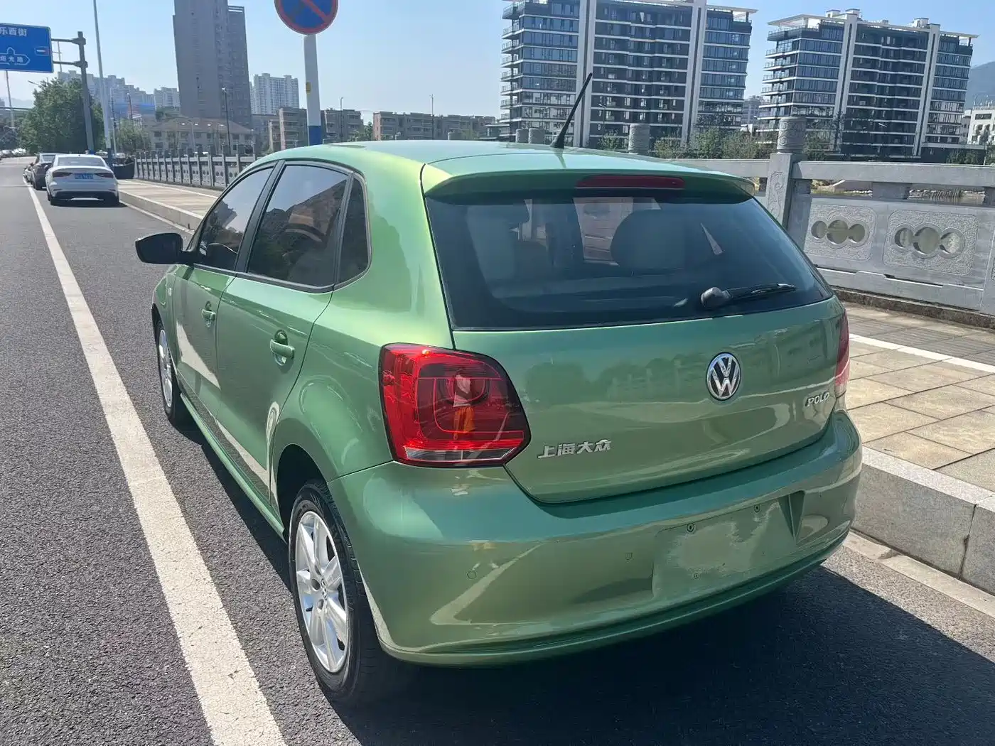 Volkswagen Polo 2013 2013 1.4L Automatic Luxury Edition