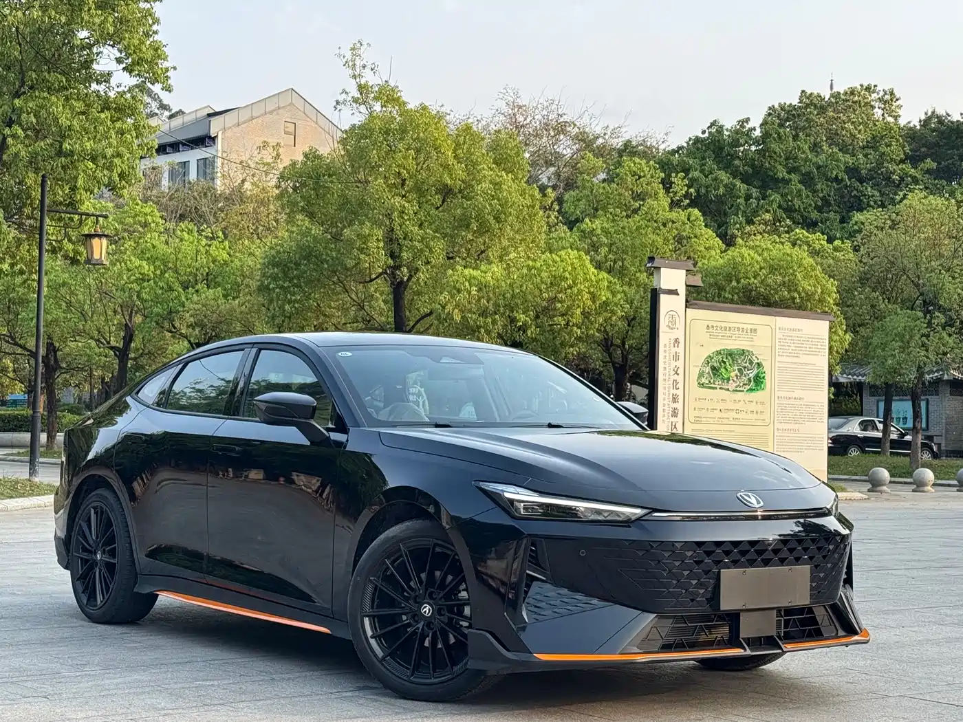CHANGAN UNI-V