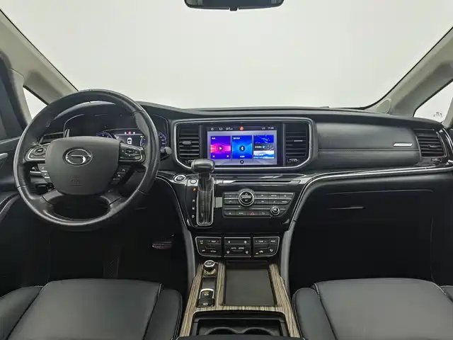 GAC Trumpchi Trumpchi M8 2020 Pilot 390T Premium Edition — фото 5