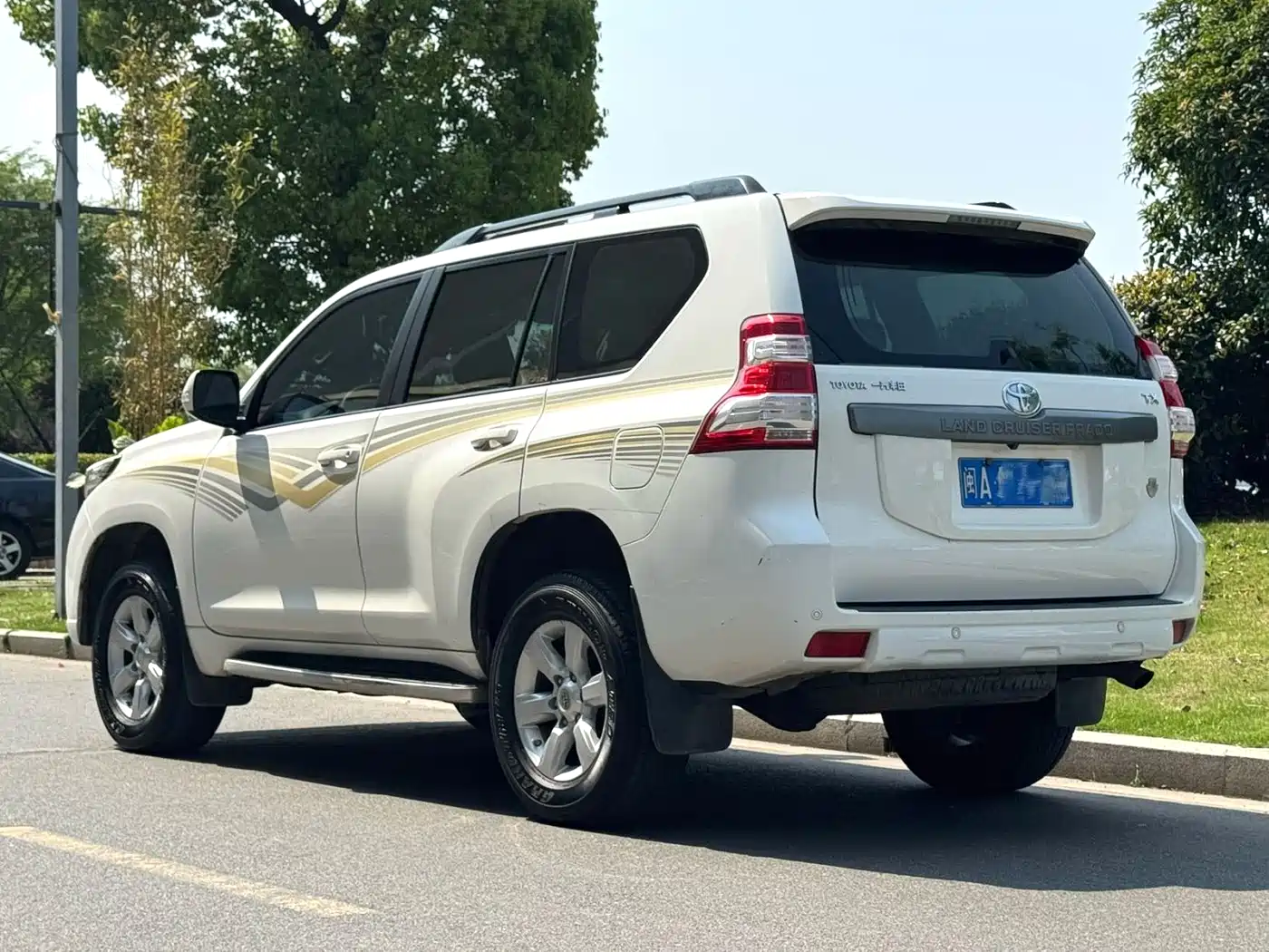Toyota Prado 2014 4.0L Automatic TX-L фото 9