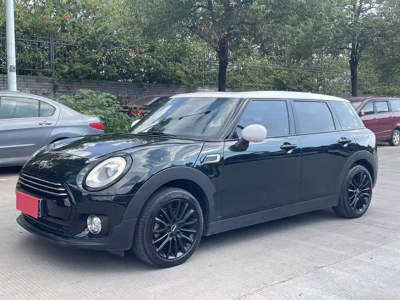 Фото 1 - MINI CLUBMAN
