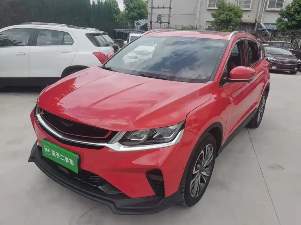 Фото 2 - Geely Binyue