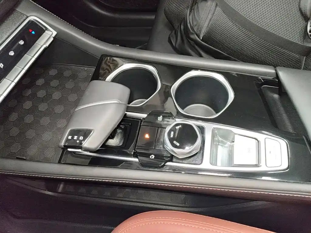 Changan Eado 2025 2024 PLUS Blue Whale NE 1.4T GDI DCT High Performance Edition
