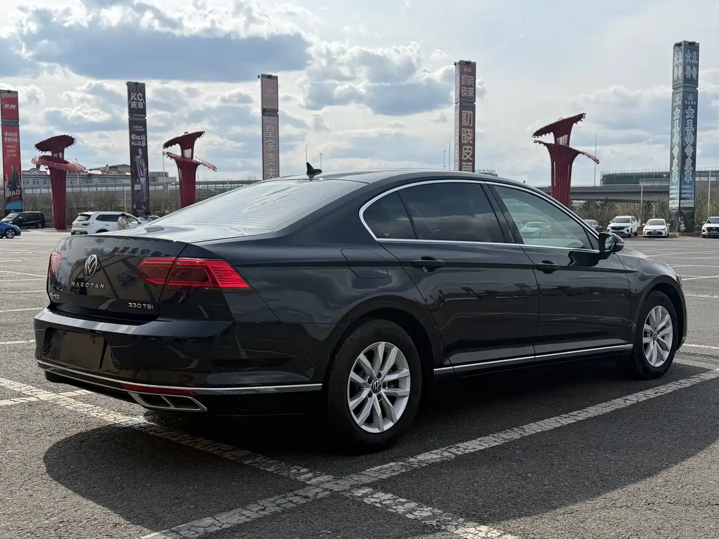 Volkswagen Magotan 2020 280TSI DSG Leading фото 6