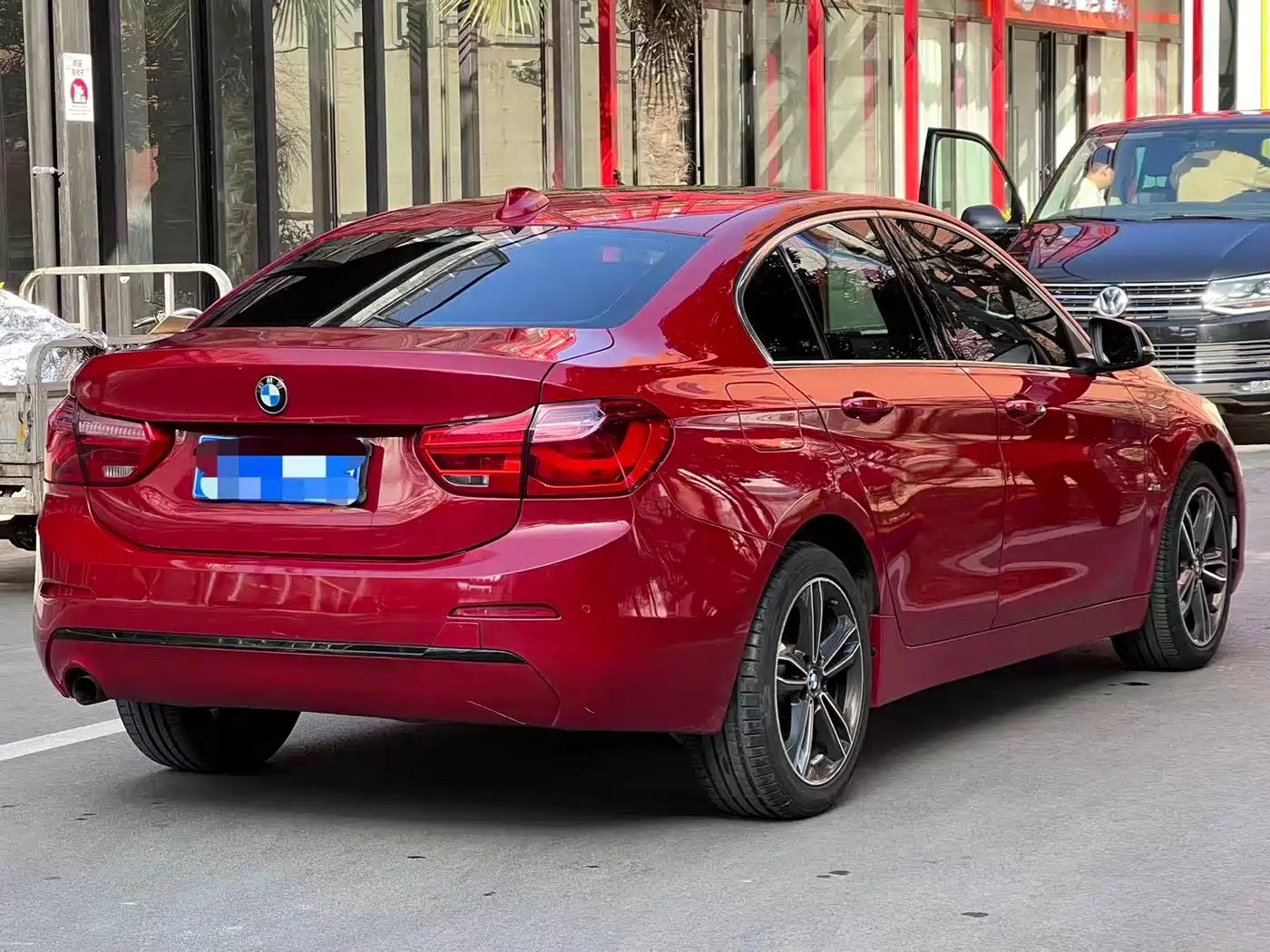 BMW 1 Series 2018 118i Sport Edition фото 6