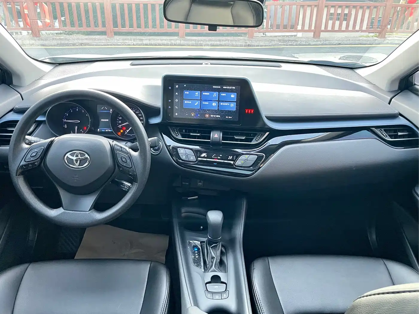 Toyota IZOA 2023 2.0L Yi-Xiang Edition фото 14