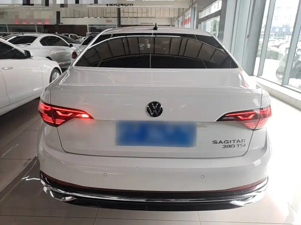 Volkswagen Sagitar, миниатюра 6