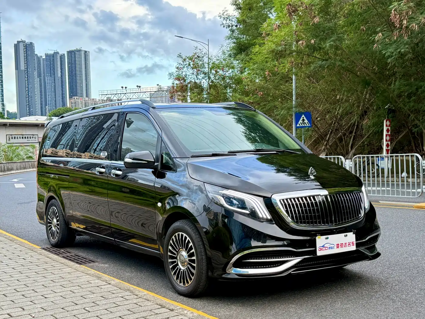 Mercedes-Benz Vito 2020 2.0T Business Edition (7-seater) фото 3