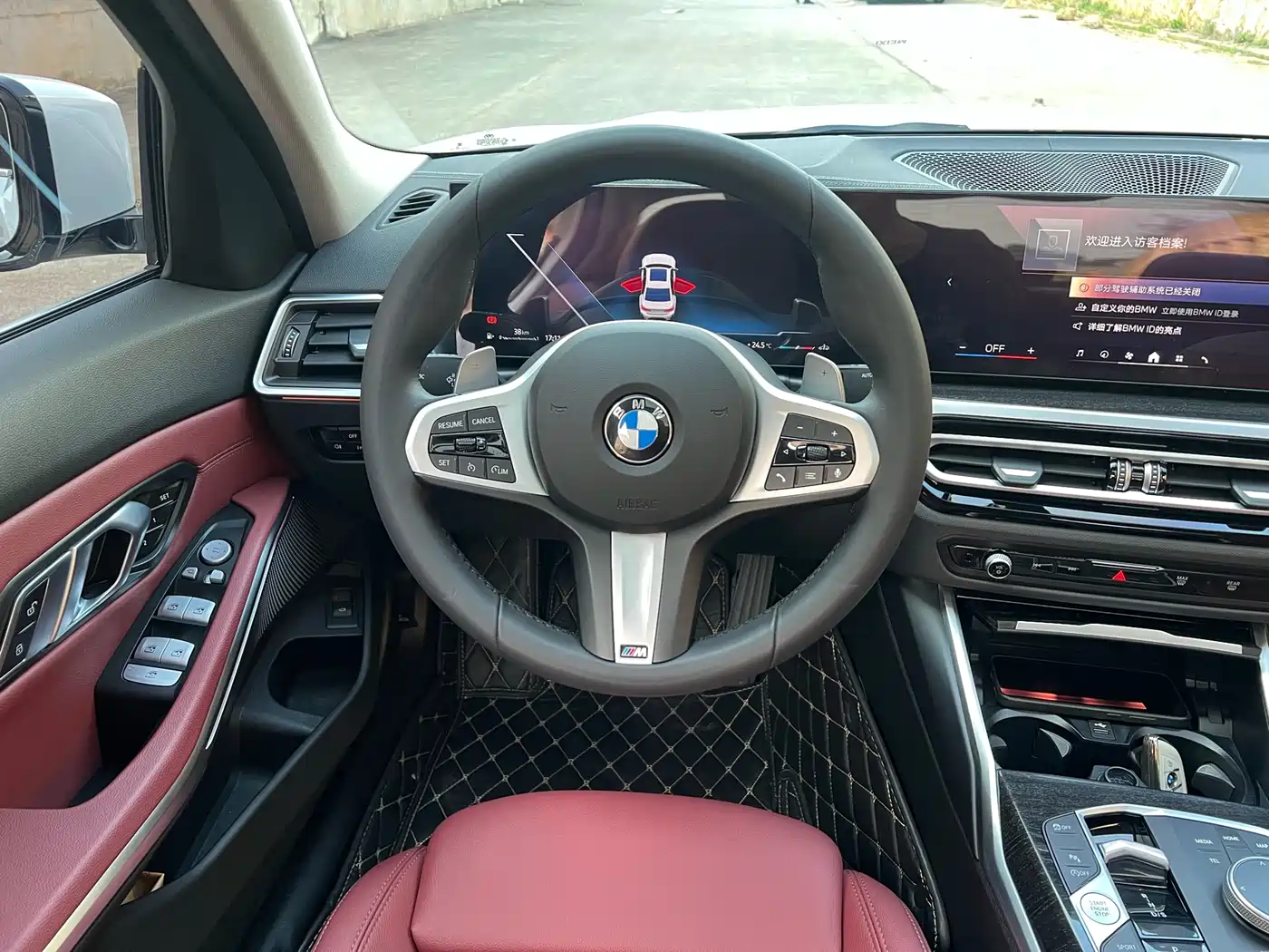 BMW 3 Series 2024 325Li M Sport Package фото 8