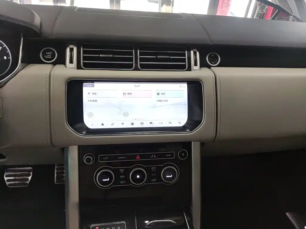 Фото 9 - Land Rover Range Rover