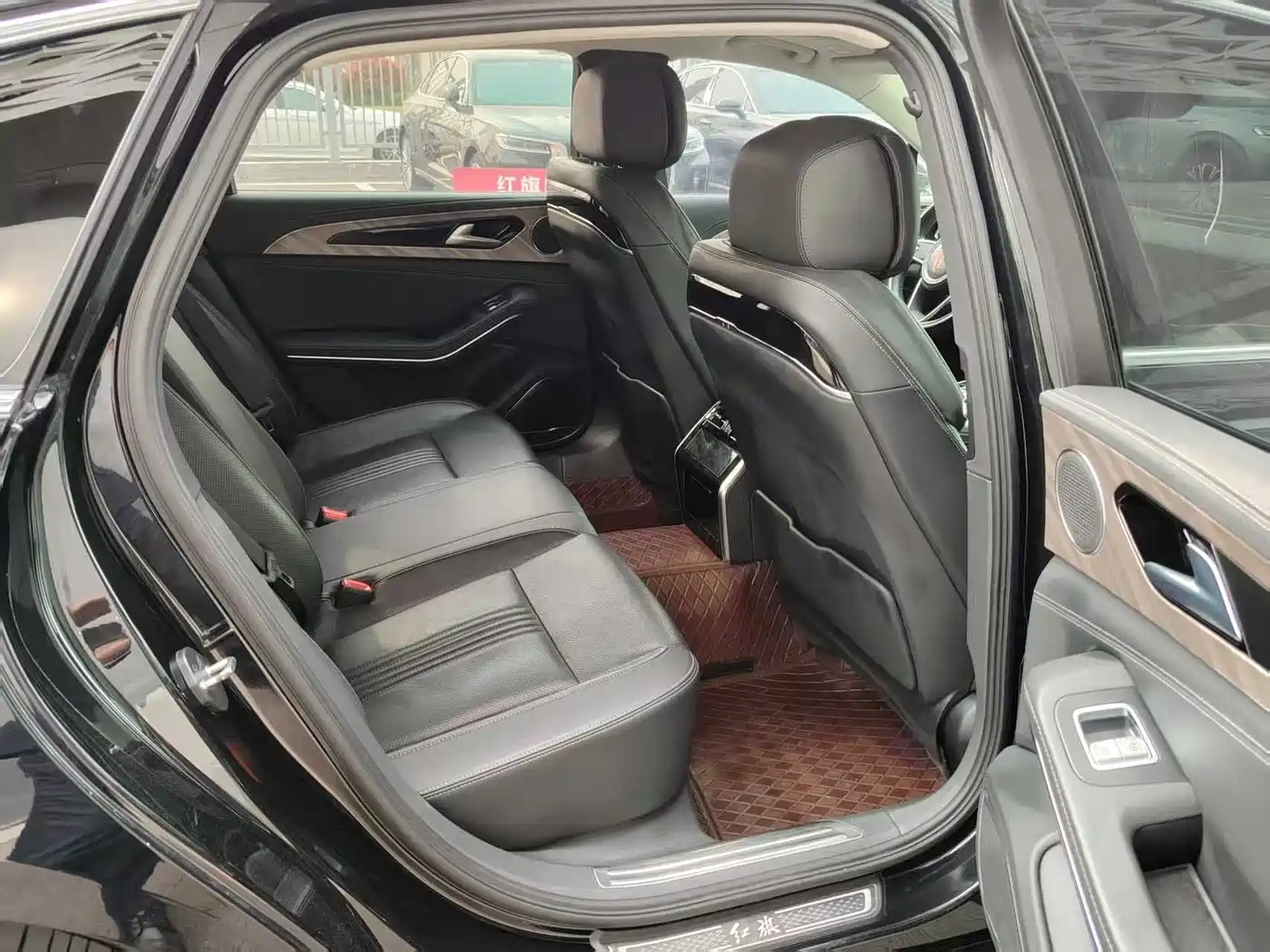 Hongqi H9 2020 2.0T Smart Connection Qi Xiang Edition фото 10