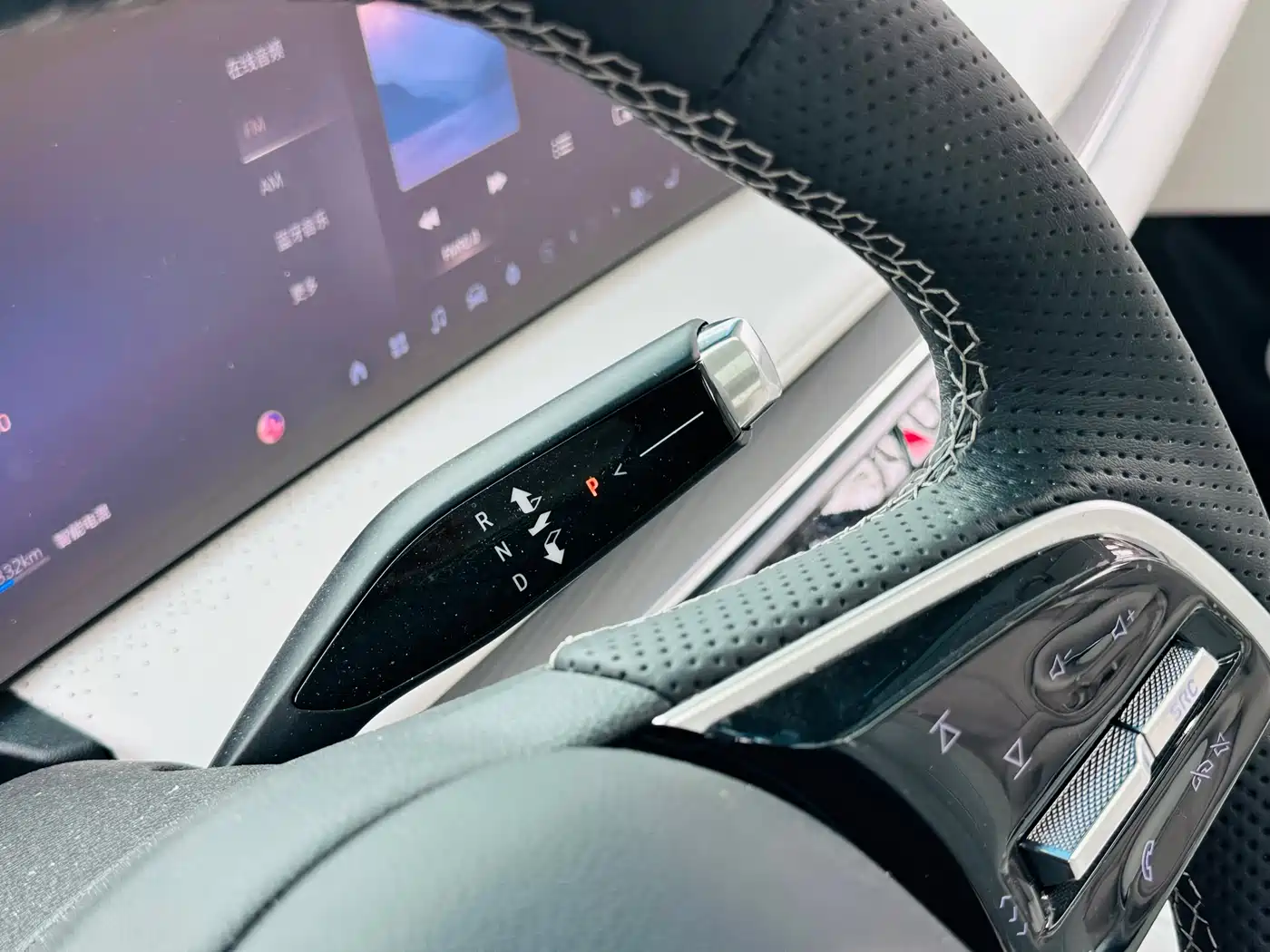 BUICK GL8 NEW ENERGY