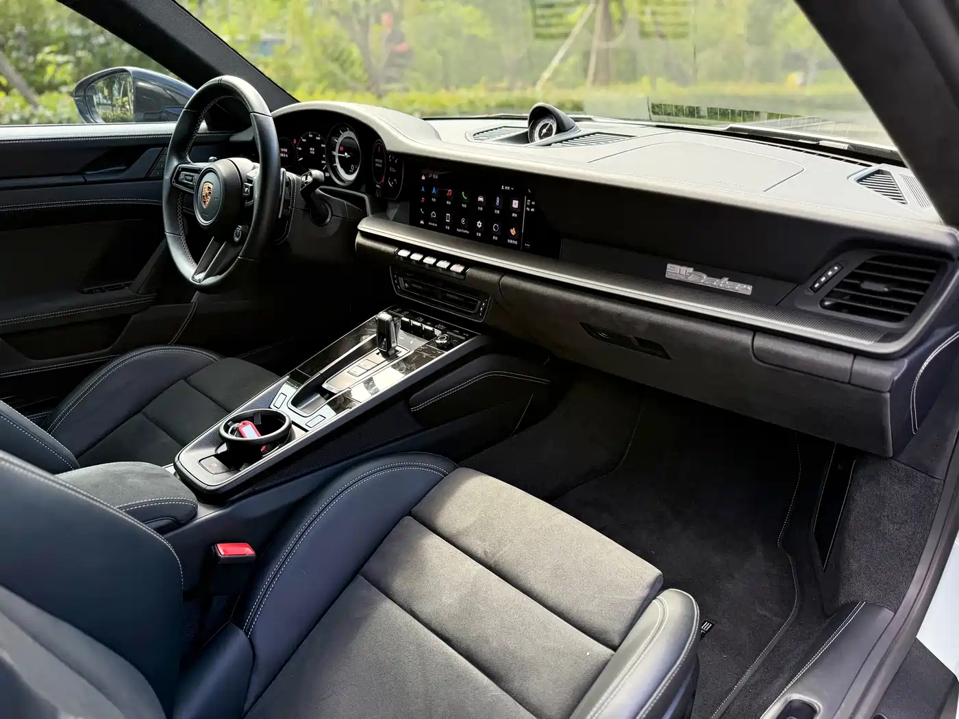 Photo 17 - Porsche 911