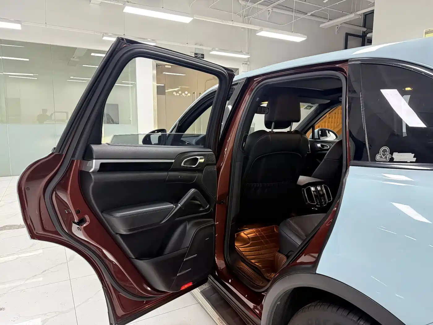 Porsche Cayenne 2011 2011 Cayenne 3.0T
