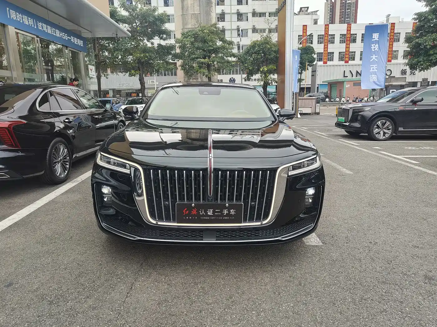 Hongqi H9 2020 2.0T Smart Connection Qi Chang Edition фото 2