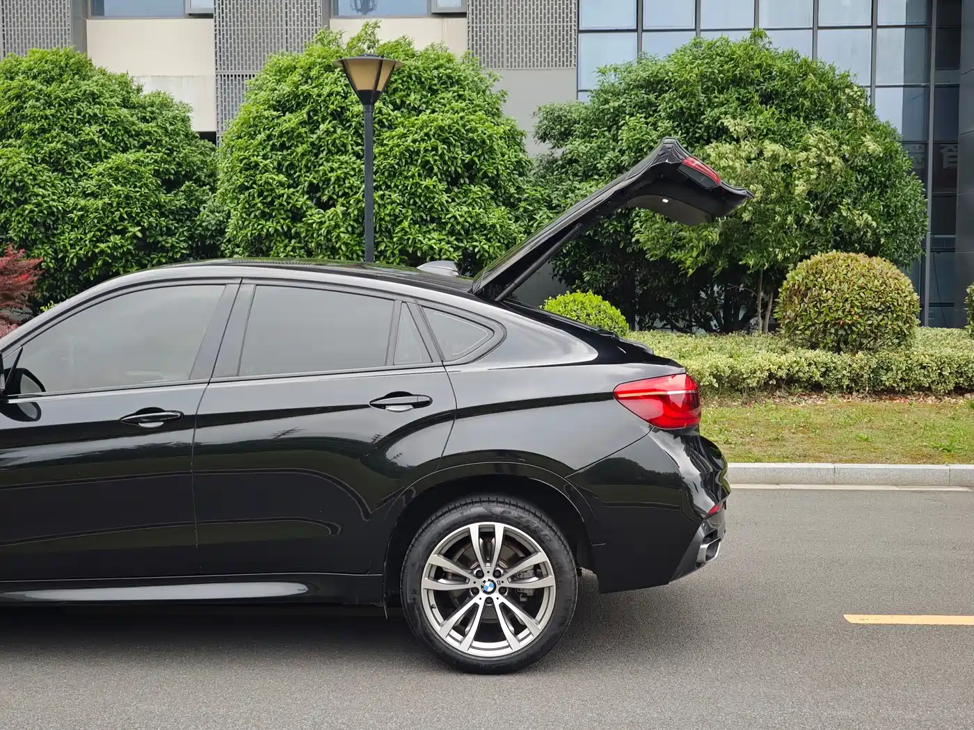 BMW X6 2019 xDrive28i M Sport Package фото 20