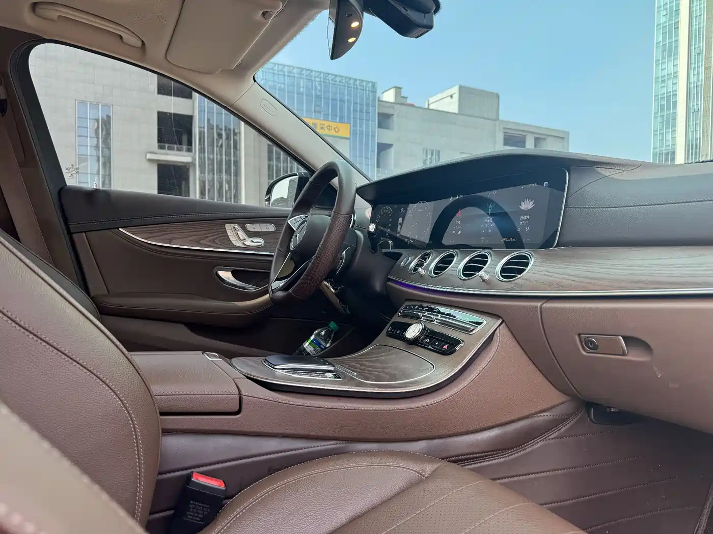 Mercedes-Benz E-Class 2023 E 300 L Luxury фото 12