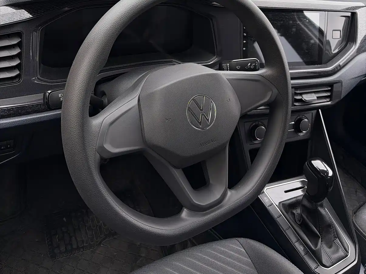 Фото 13 - Volkswagen Lavida