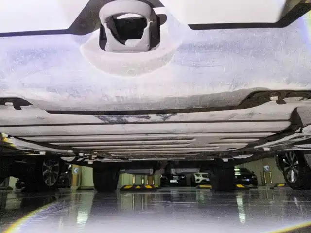 Land Rover Freelander 2 2011 2.2T SD4 SE Diesel — фото 2