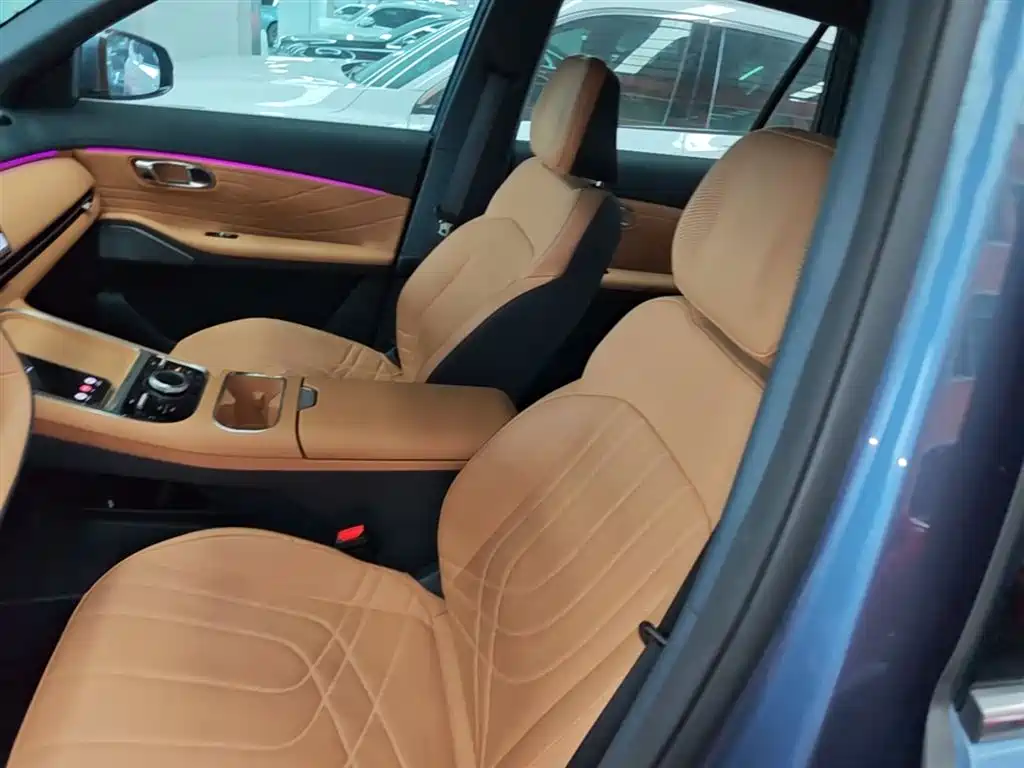 Geely Galaxy Galaxy Starship 7 EM-i 2025 120km Navigation Edition фото 15