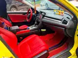Фото 4 - Honda Civic