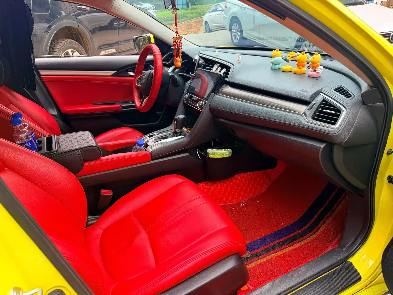 Фото 4 - Honda Civic