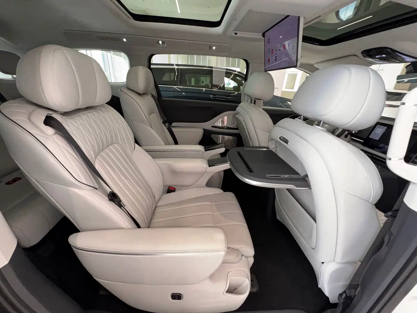 Voyah Auto Voyah Dreamer 2025 PHEV AWD Flagship Qian Kun Edition фото 11