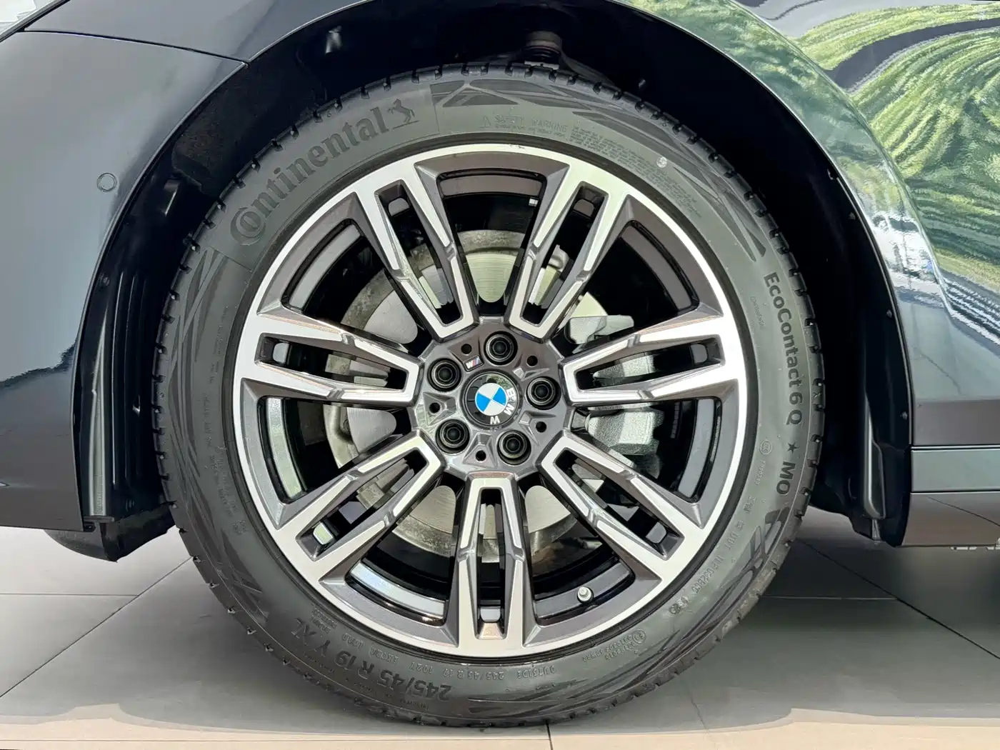BMW 5 Series 2025 525Li M Sport Package фото 23