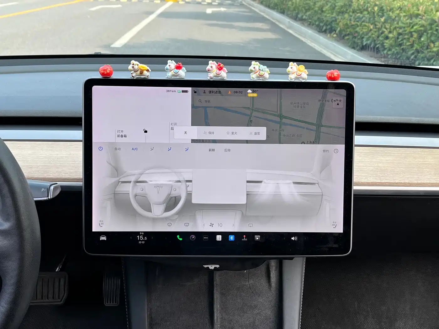 Photo 15 - Tesla Model 3