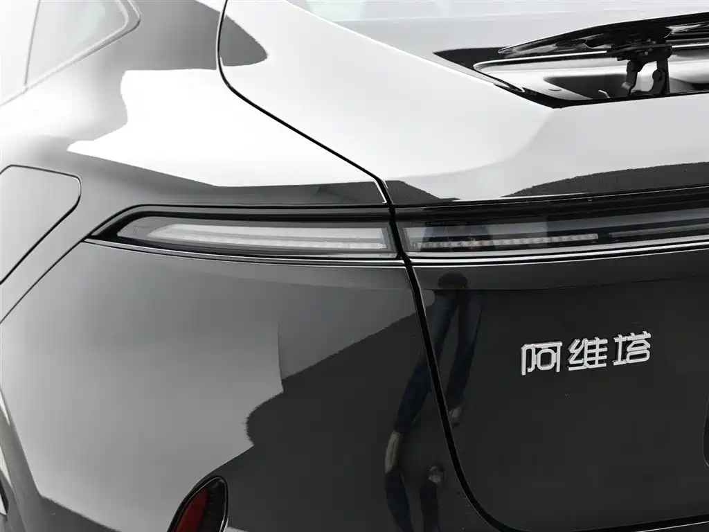 Avatr 11 2025 Facelift Max Range Extender фото 7