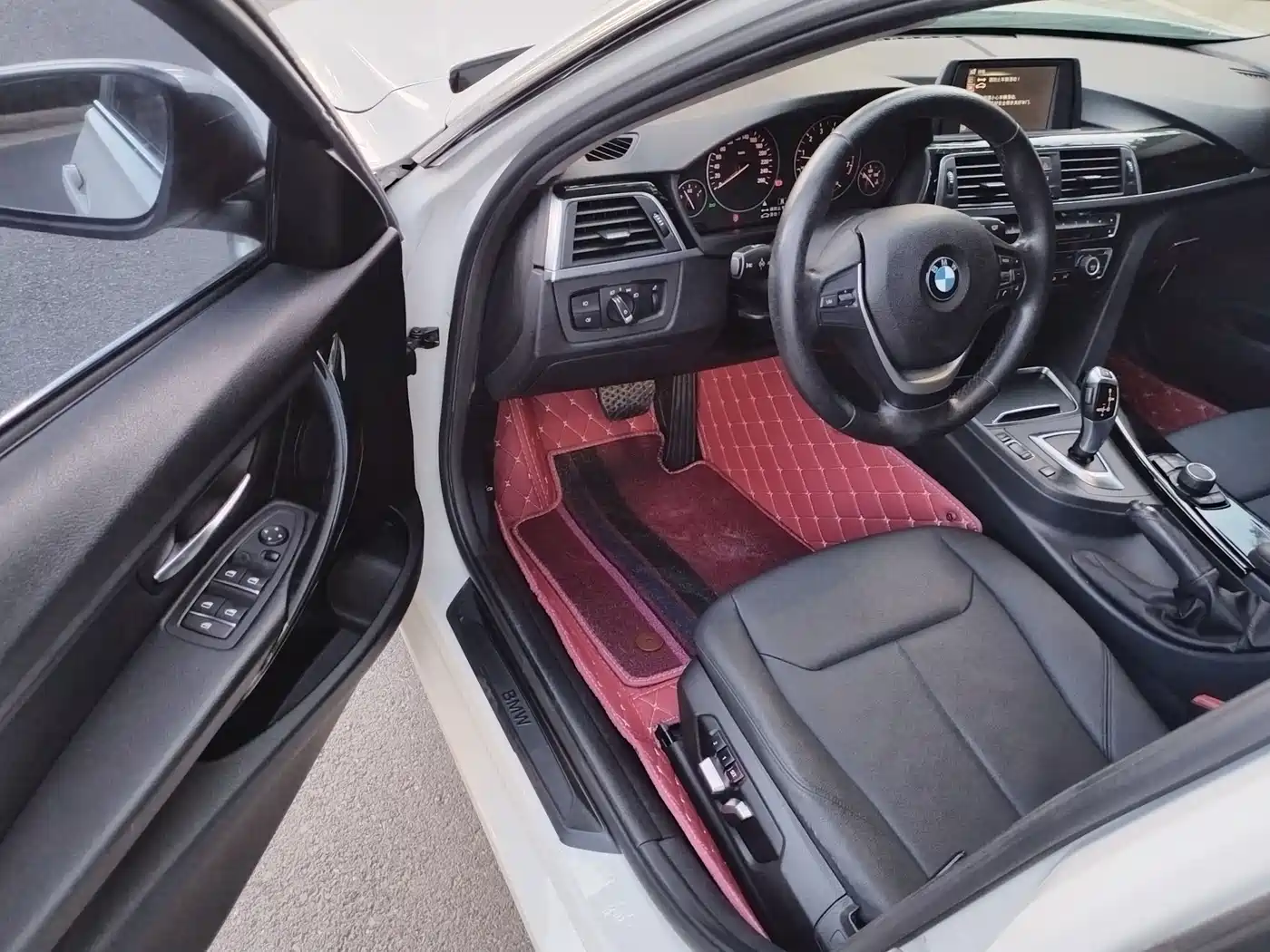 BMW 3 Series 2016 320Li Fashion Model фото 4