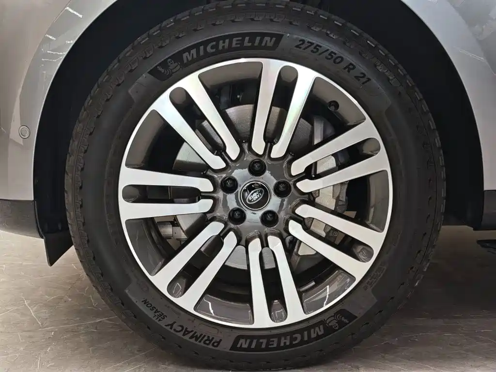 Land Rover Range Rover 2024 2024 3.0 L6 360PS Golden Age Edition