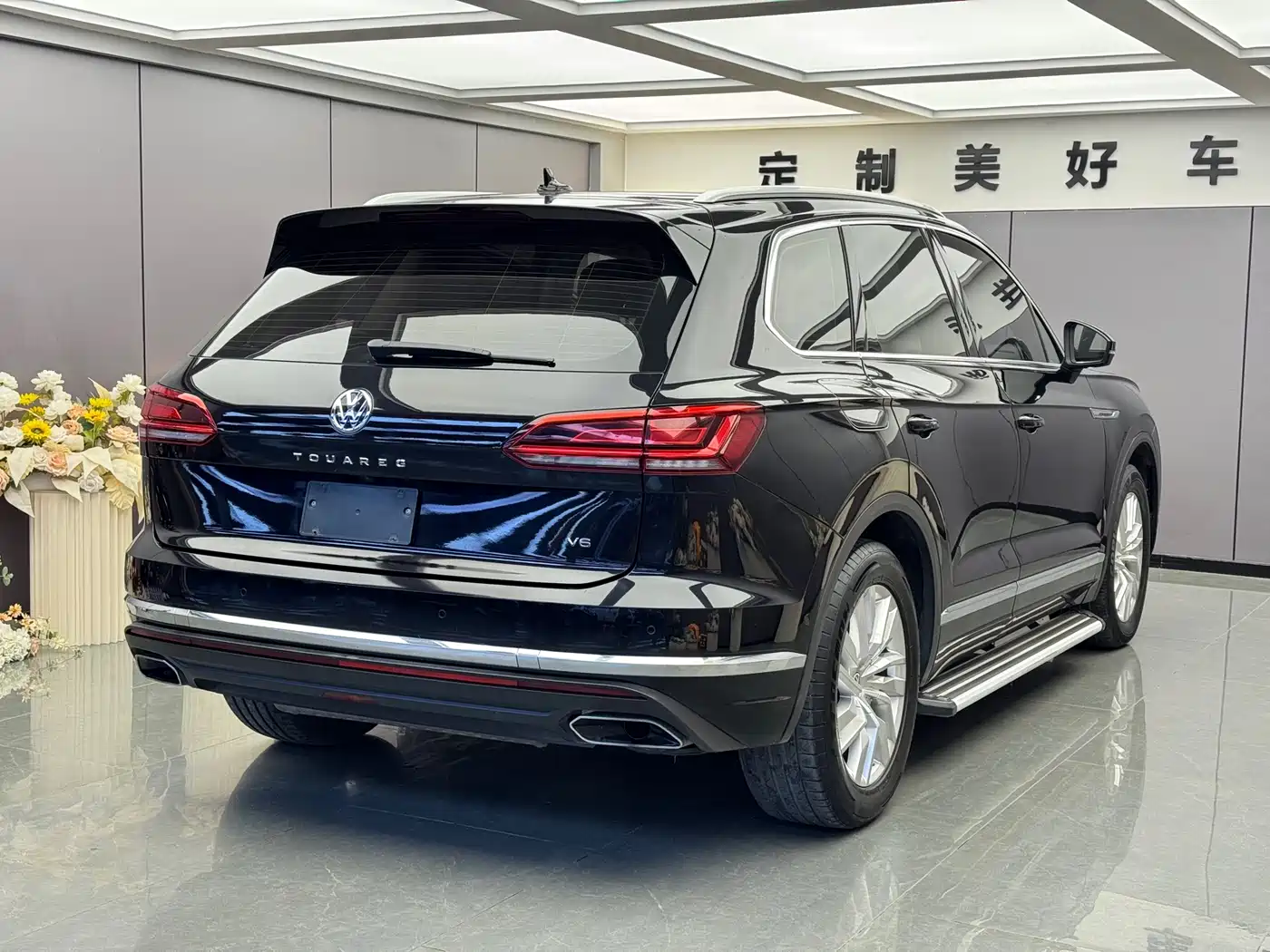 Volkswagen Touareg 2019 2.0TSI Sharp Wing Edition China VI фото 12